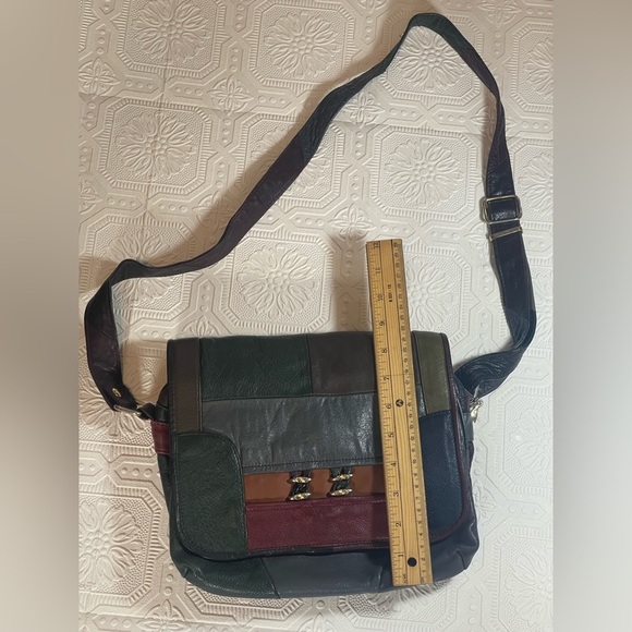 Multicolor Patchwork Crossbody Bag - Picture 14 of 14